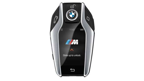 Автомобили М BMW X5 с интерактивным ключом BMW Display Key F95 G05 Интерактивный ключ BMW Display Key, автомобили М BMW X5 F95 2020 G05 2018 SUV