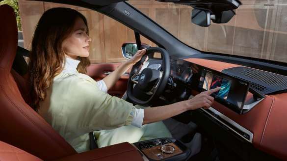 BMW iDrive. BMW iDrive.