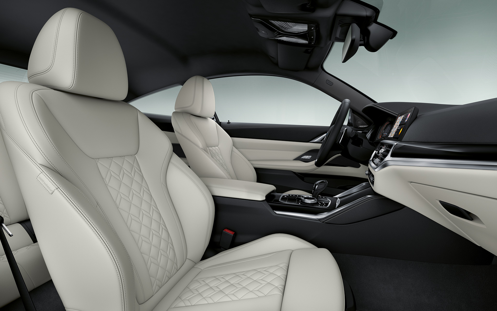 Расширенная отделка кожей BMW Individual Merino в цвете Ivory White на BMW 4 серии Coupe Individual G22 2020, кокпит Расширенная отделка кожей BMW Individual 'Merino' в цвете Ivory White на BMW 4 серии Coupe Individual G22 2020