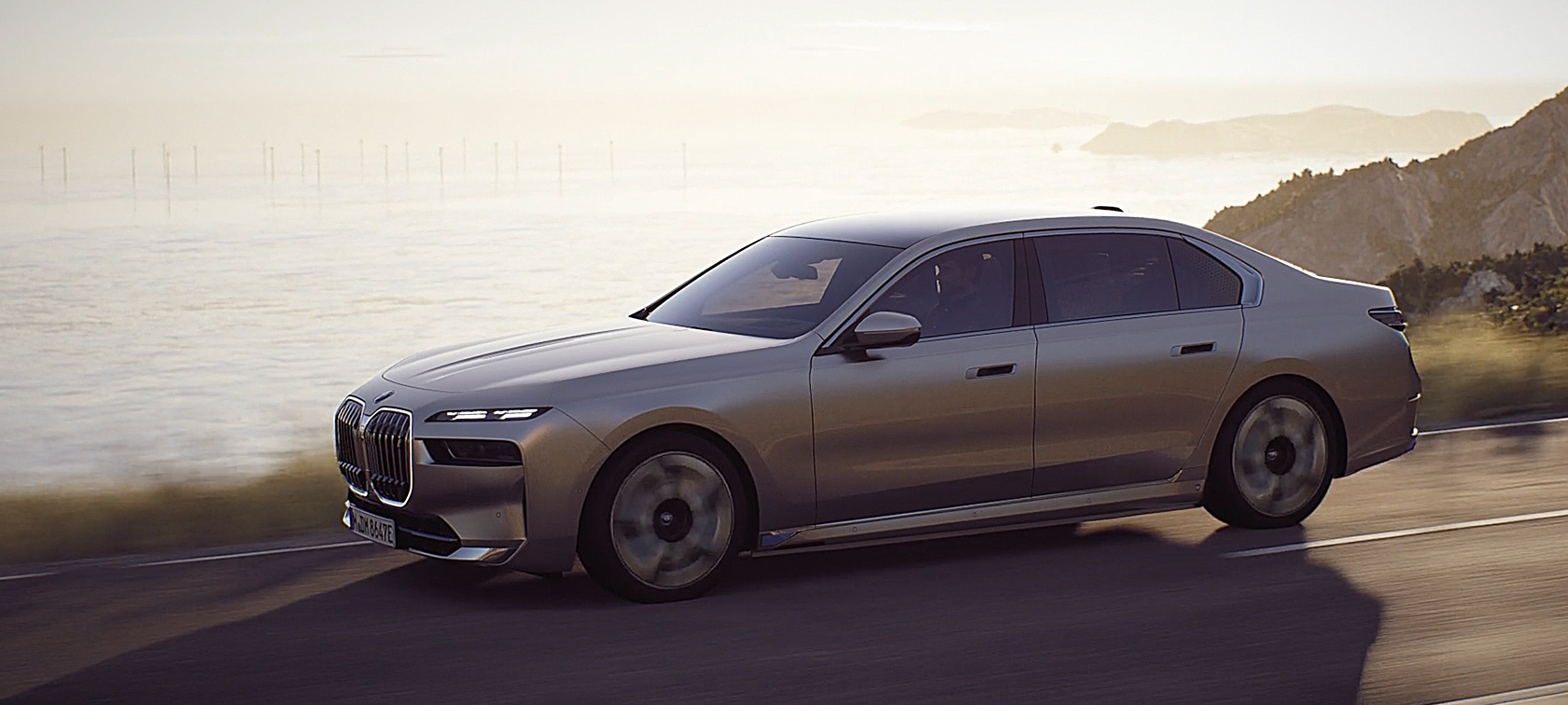 BMW i7 Седан G70 Видео о динамике движения BMW i7 Седан G70 BMW Individual Oxid grey metallic, Динамика движения