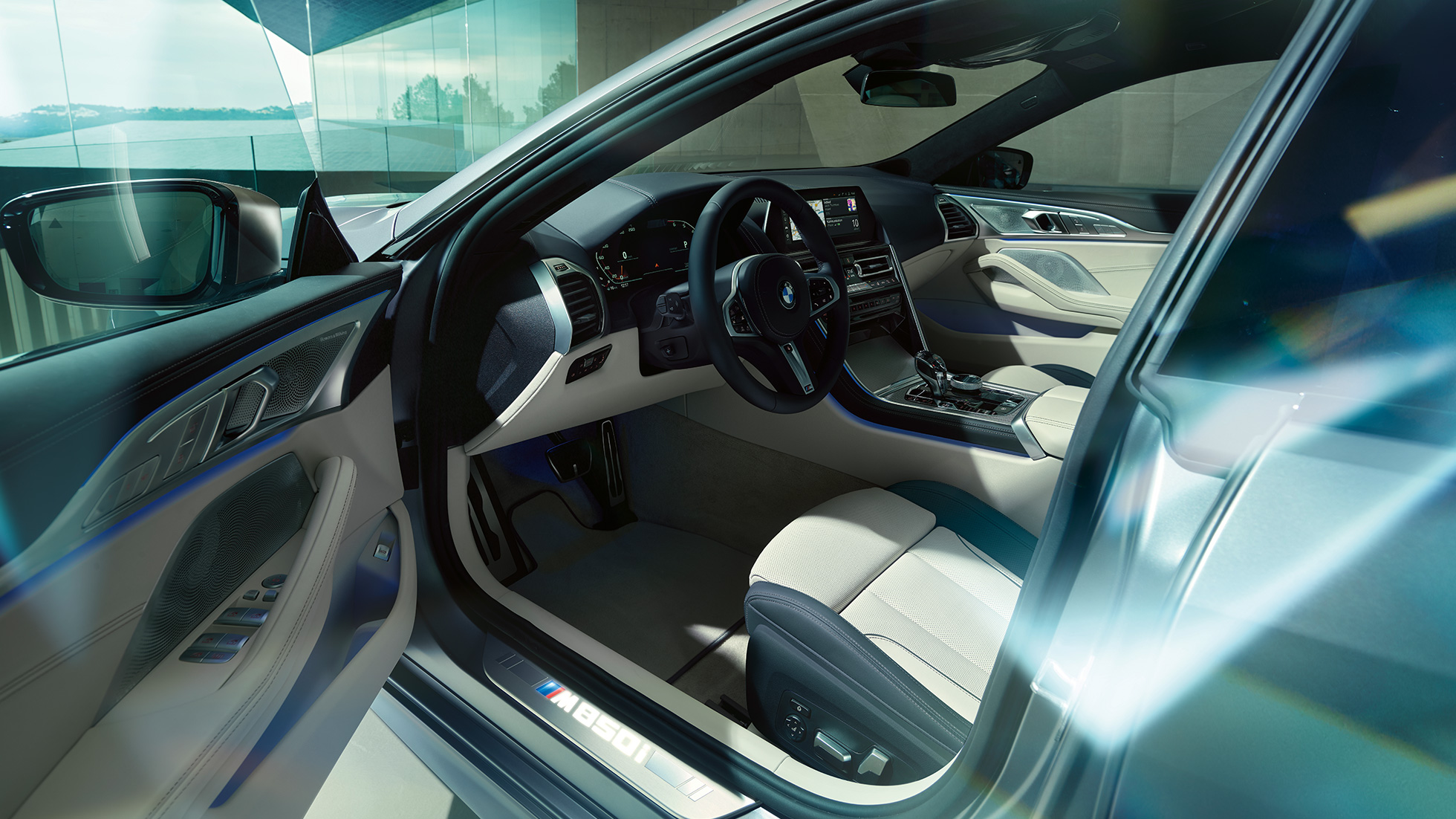 BMW M850i xDrive Gran Coupé, кабина BMW M850i xDrive Gran Coupé, дизайн, кабина