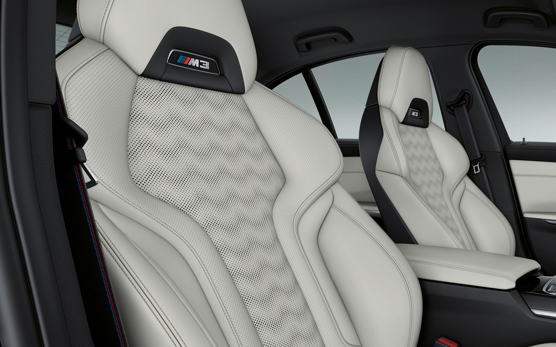 BMW Individual полная отделка мелкозернистой кожей Merino "Слоновая Кость" BMW Individual полная отделка мелкозернистой кожей Merino "Слоновая Кость"