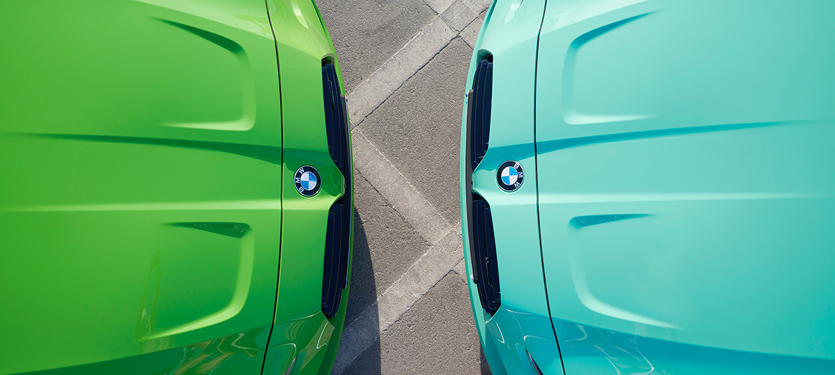BMW M3 G80 2021 BMW Individual Verde Mantis в три четверти и передняя часть BMW M3 G80 2021 BMW Individual Mint Green лицом к лицу, вид сверху BMW M3 G80 2021 BMW Individual Verde Mantis в три четверти и передняя часть BMW M3 G80 2021 BMW Individual Mint Green лицом к лицу, вид сверху крупным планом