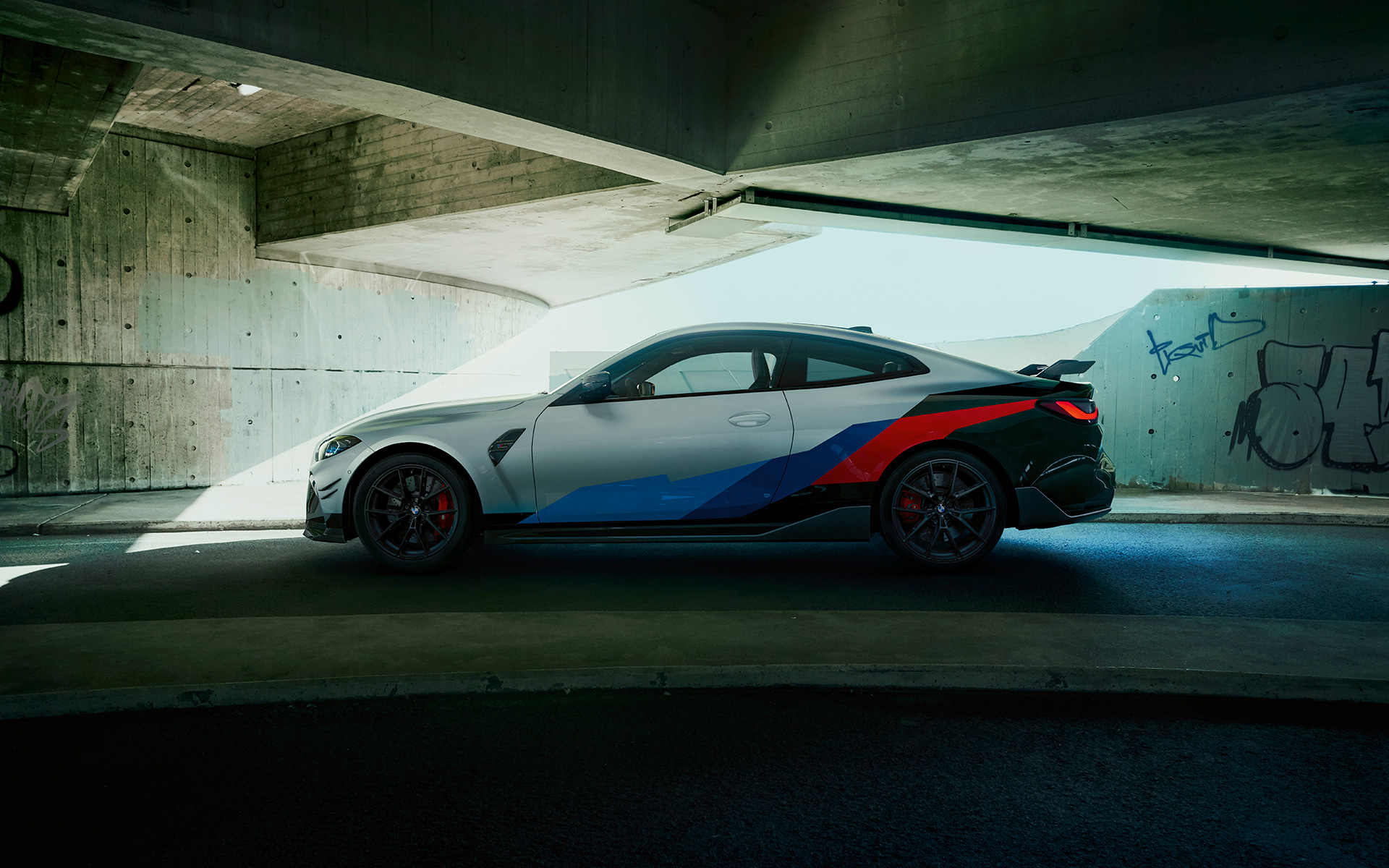 Аксессуары BMW M Performance BMW M4 G82, вид сбоку