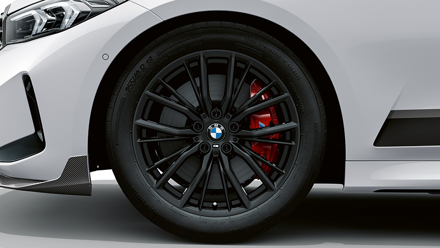 18" легкосплавные диски M Performance 796 M, аксессуары BMW M Performance 18" легкосплавные диски M Performance 796 M, аксессуары BMW M Performance, крупный план